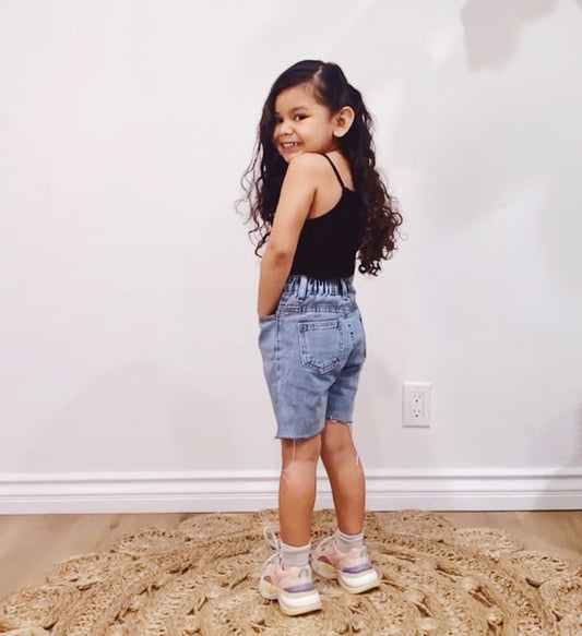 Sasha Mom Jean Shorts