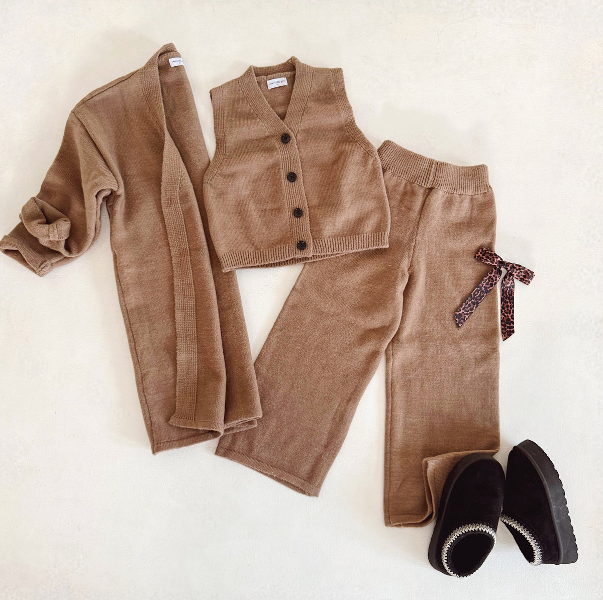 Avery Set